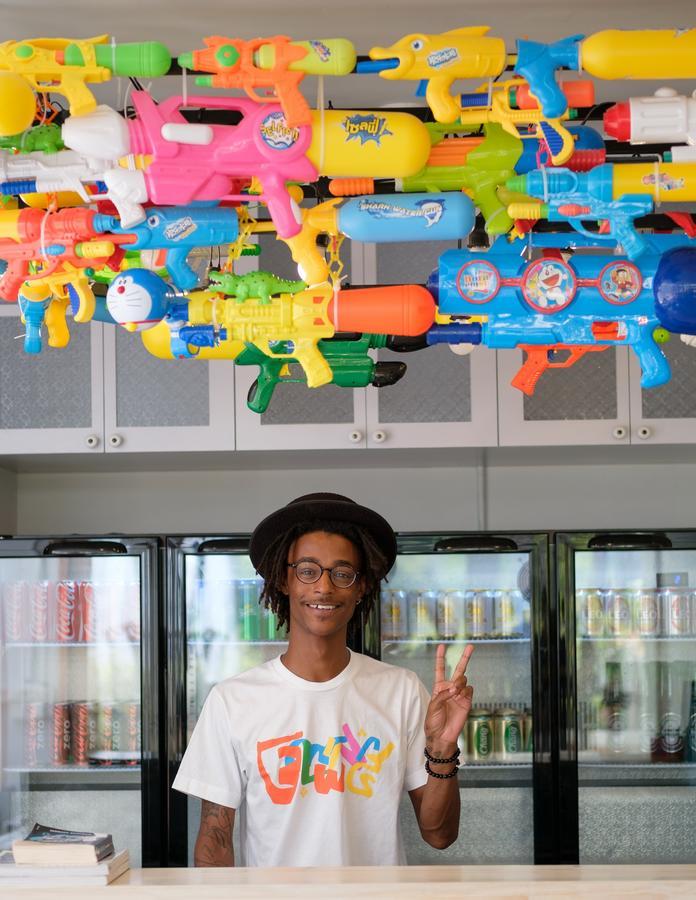 Liveitup Central By D Varee Bangkok Bagian luar foto